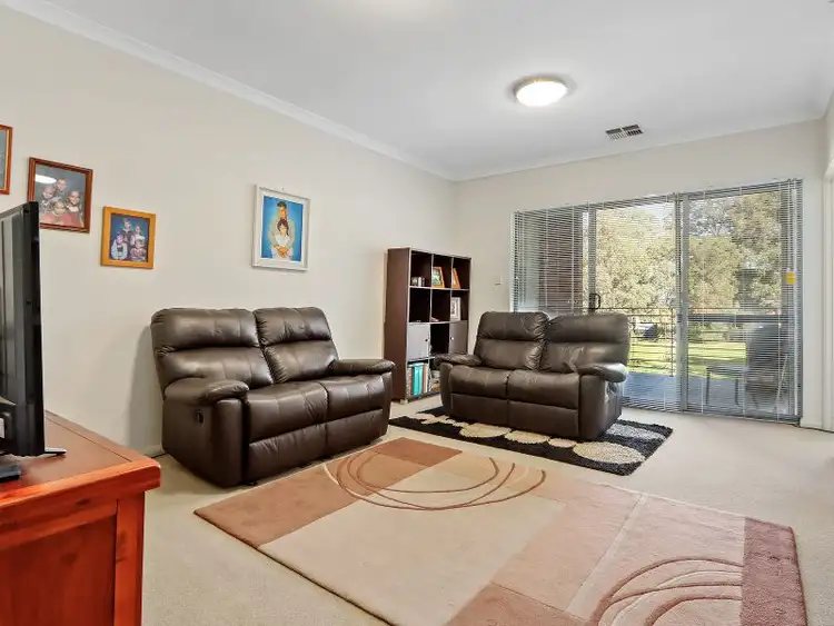 Sixth view of Homely house listing, 28/2 Louvre Way, Baldivis WA 6171
