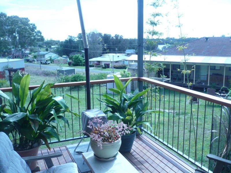 7 ILLAWARRA CR, Coomba Park NSW 2428