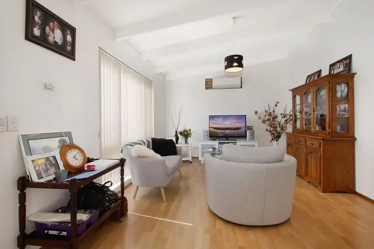 Second view of Homely unit listing, 2/576 Ebden Street, South Albury NSW 2640