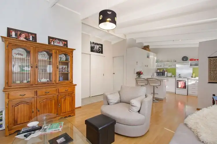 Fourth view of Homely unit listing, 2/576 Ebden Street, South Albury NSW 2640