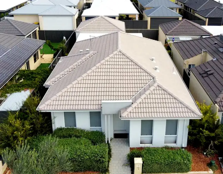 38 Bottlenose Circuit, Waikiki WA 6169