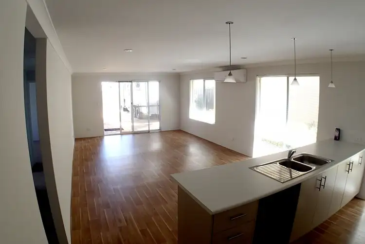 Sixth view of Homely house listing, 38 Bottlenose Circuit, Waikiki WA 6169