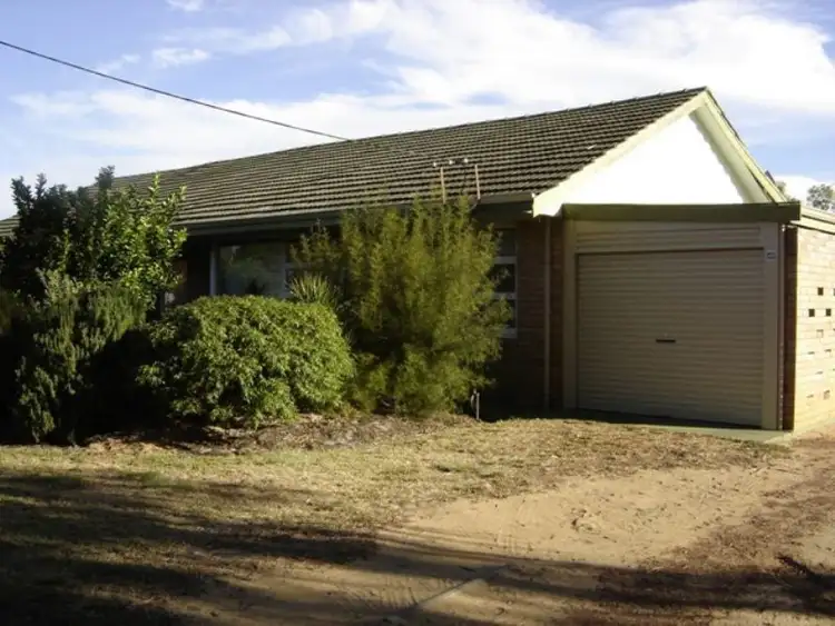 15 Corfield Street, Gosnells WA 6110