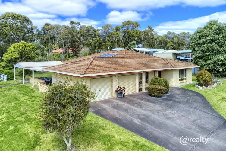 12 Le Grande Avenue, Orana WA 6330