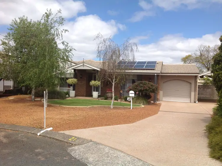 21 Swan Avenue, Collie WA 6225
