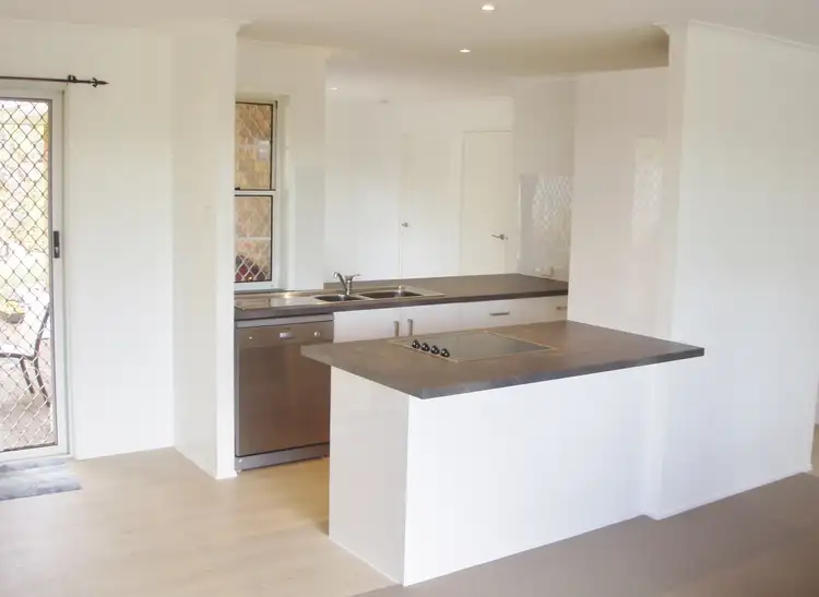 5 Amethyst Court, Carrara QLD 4211