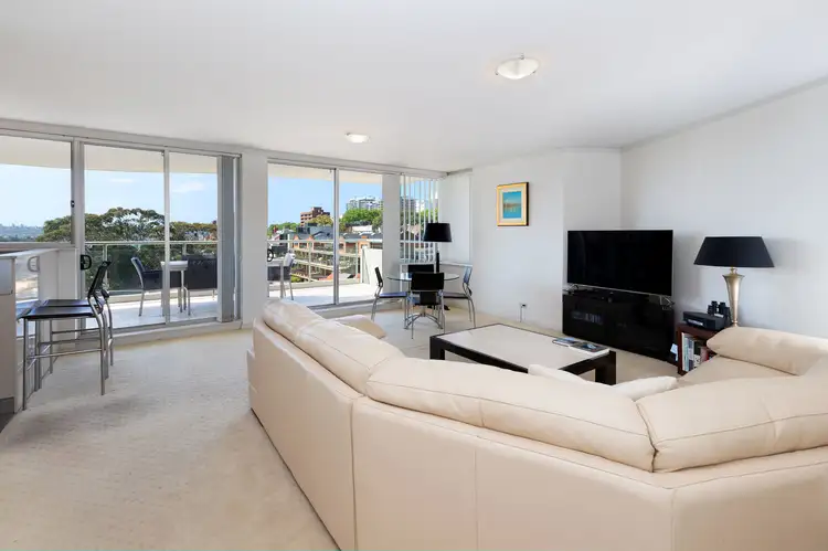 Third view of Homely apartment listing, 402/200 William Street, Woolloomooloo NSW 2011