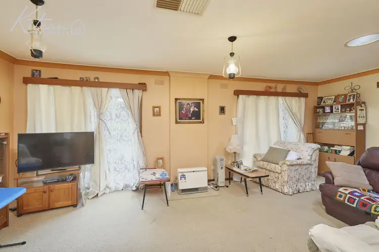 Third view of Homely house listing, 8 Fairbairn Crescent, Kooringal NSW 2650