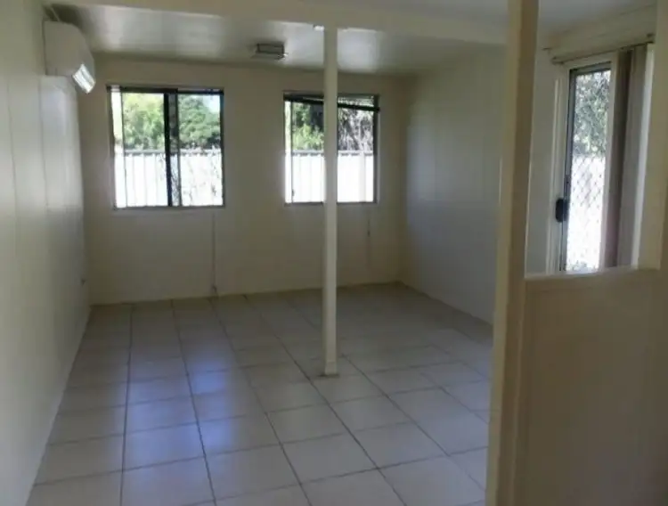 Fifth view of Homely house listing, 5 Andrea Place, Emerald QLD 4720