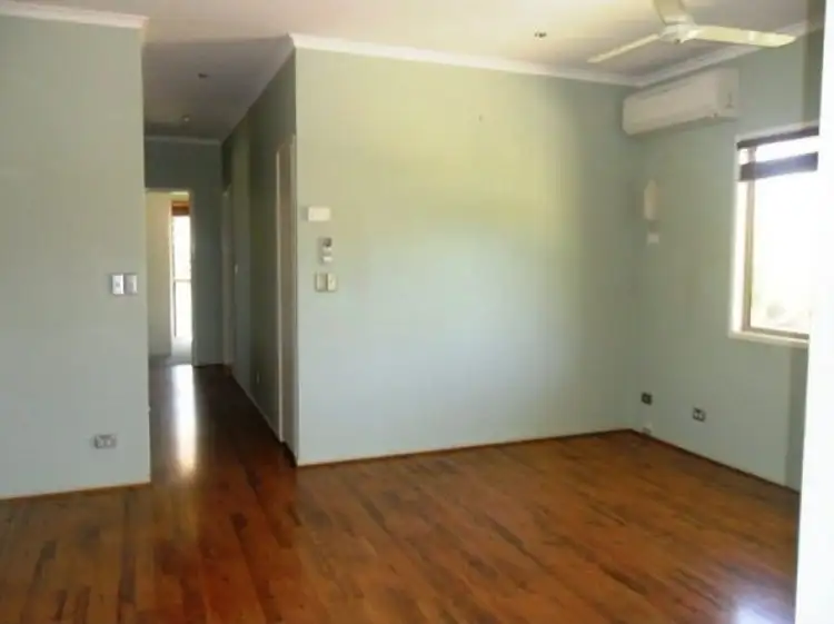 Sixth view of Homely house listing, 5 Andrea Place, Emerald QLD 4720