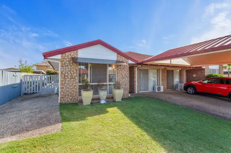 1/3 Rose Crescent, Fitzgibbon QLD 4018