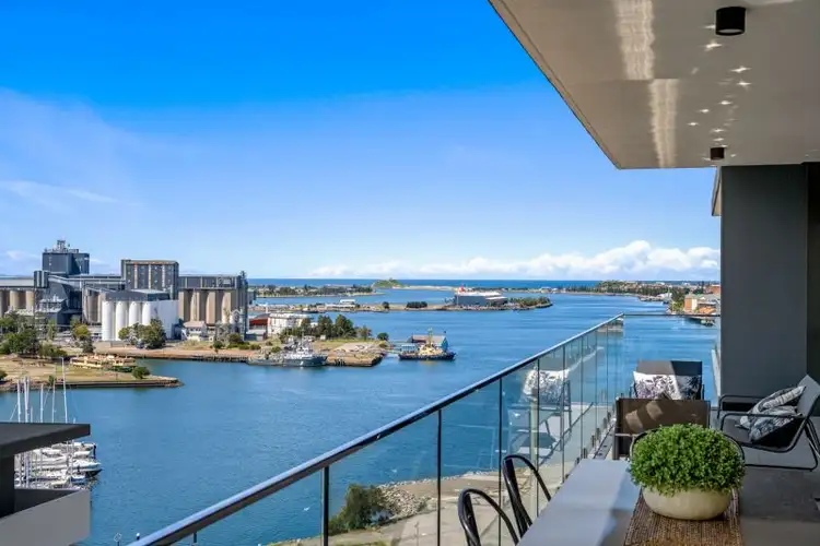 1307/11 Dangar Street, Wickham NSW 2293