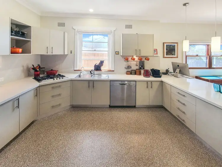 Fifth view of Homely house listing, 70 Seymour Street, Bathurst NSW 2795
