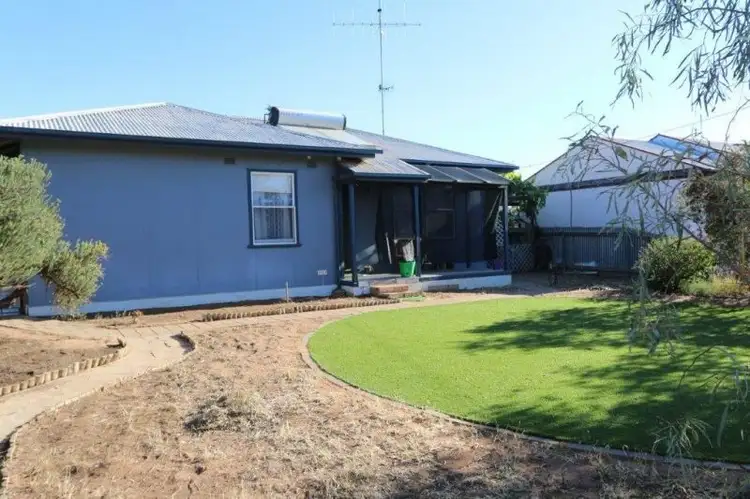 7 Heming Street, Waikerie SA 5330