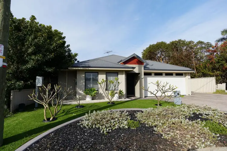 8A Loxton Street, Dudley Park WA 6210