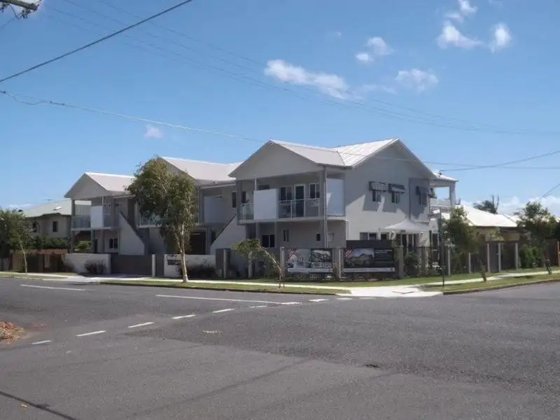 Main view of Homely apartment listing, 52 Dibar St, Wynnum QLD 4178