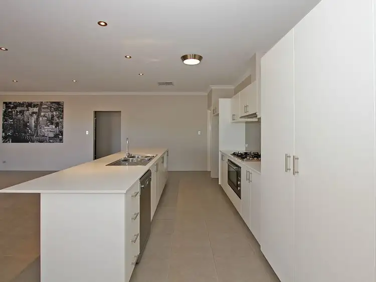 Sixth view of Homely house listing, 10 Lugano Terrace, Beeliar WA 6164