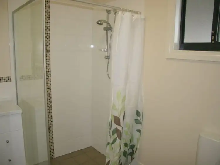 Fifth view of Homely house listing, 2 Agett Way, Northam WA 6401