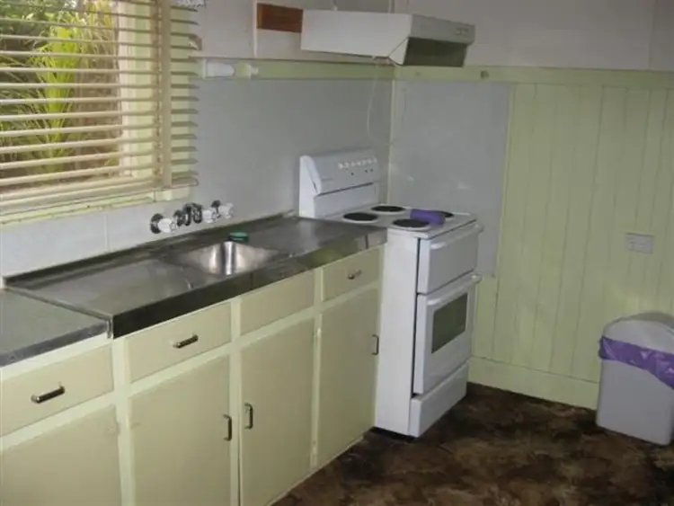 Second view of Homely house listing, 5 Cooper St, Ouyen VIC 3490