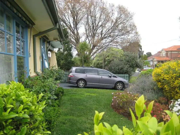 Sixth view of Homely unit listing, Unit 6/287-289 Gillies Street, Fairfield VIC 3078