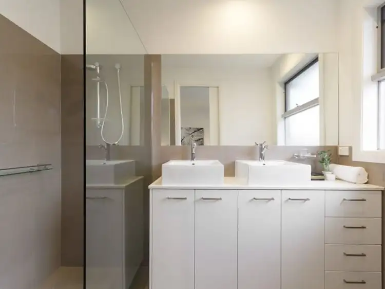 Fourth view of Homely townhouse listing, 11 Paul Street, Cheltenham VIC 3192