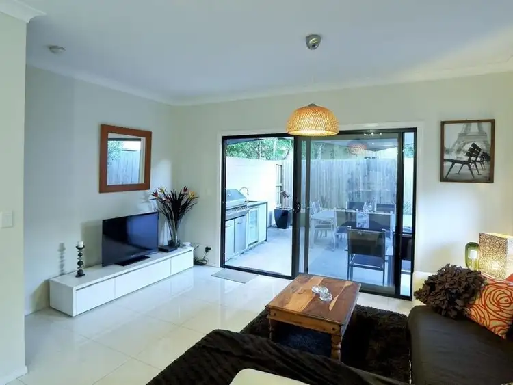 Sixth view of Homely townhouse listing, 10A Ponsonby Street, Annerley QLD 4103