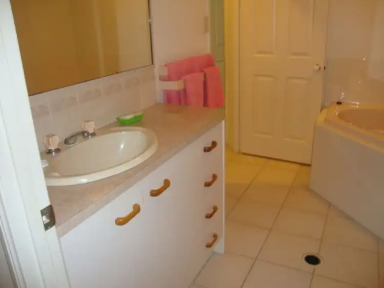 Seventh view of Homely unit listing, 2/4 Tranquility Crescent, Bongaree QLD 4507