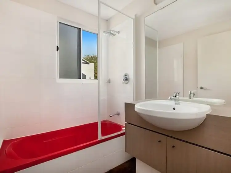 Fifth view of Homely apartment listing, 7/5 Lambell Terrace, Larrakeyah NT 820