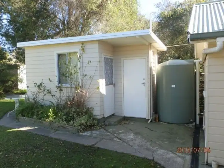 Fourth view of Homely house listing, 8 Chelmsford Road E, Lake Haven NSW 2263