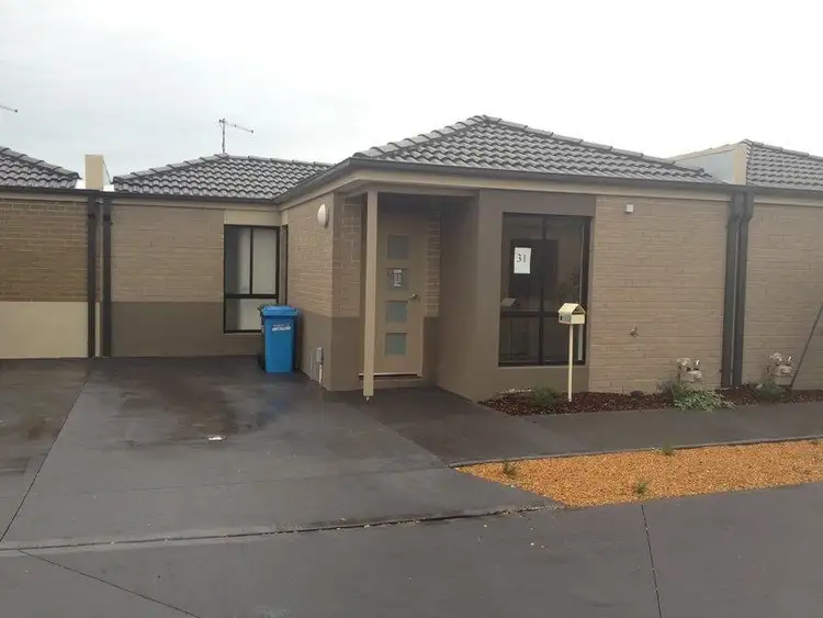 Main view of Homely unit listing, 17/12 KIRKLAND COURT, Epping VIC 3076