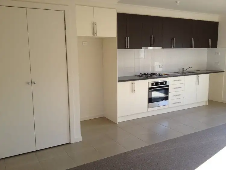 Second view of Homely unit listing, 17/12 KIRKLAND COURT, Epping VIC 3076