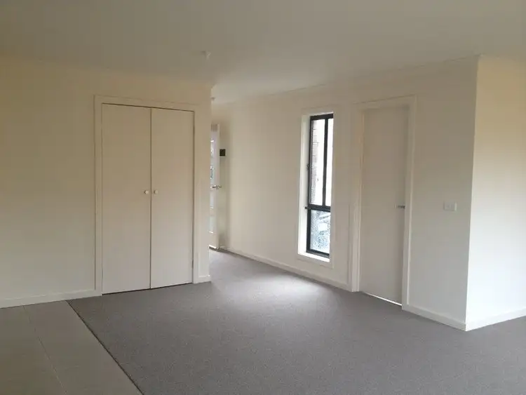 Sixth view of Homely unit listing, 17/12 KIRKLAND COURT, Epping VIC 3076