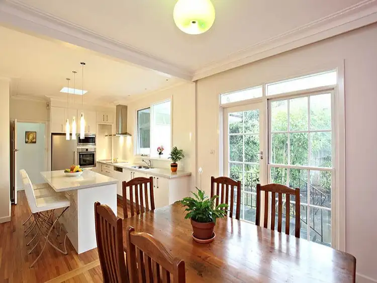 Fifth view of Homely unit listing, 6/35 Victoria Ave, Canterbury VIC 3126