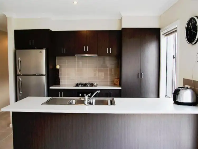 Fourth view of Homely unit listing, 27 Alvina Street, Sunshine North VIC 3020
