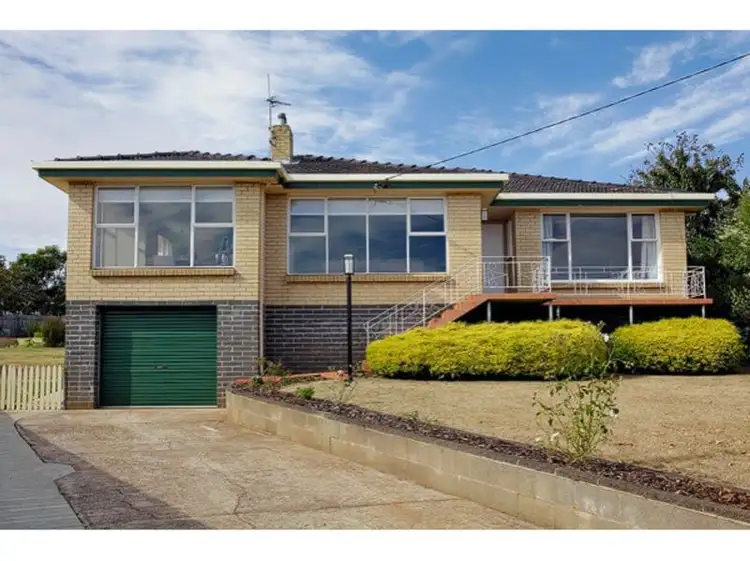 2 Ash Court, Devonport TAS 7310