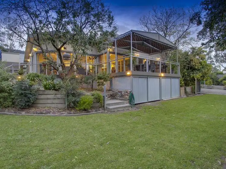 15 Moore Street, Ferntree Gully VIC 3156