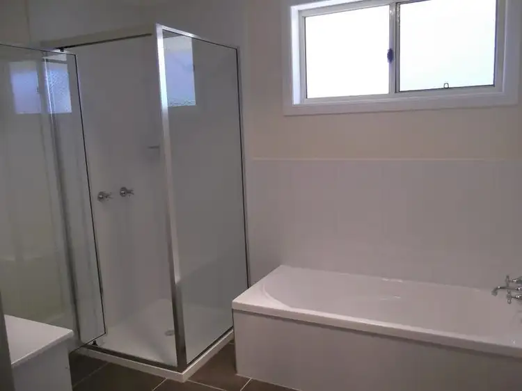 Fourth view of Homely unit listing, 390A Grey Street, Glen Innes NSW 2370