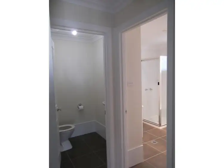 Fifth view of Homely unit listing, 390A Grey Street, Glen Innes NSW 2370