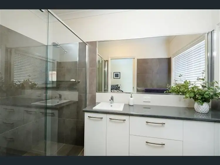 Seventh view of Homely house listing, 617 Elm Street, Albury NSW 2640