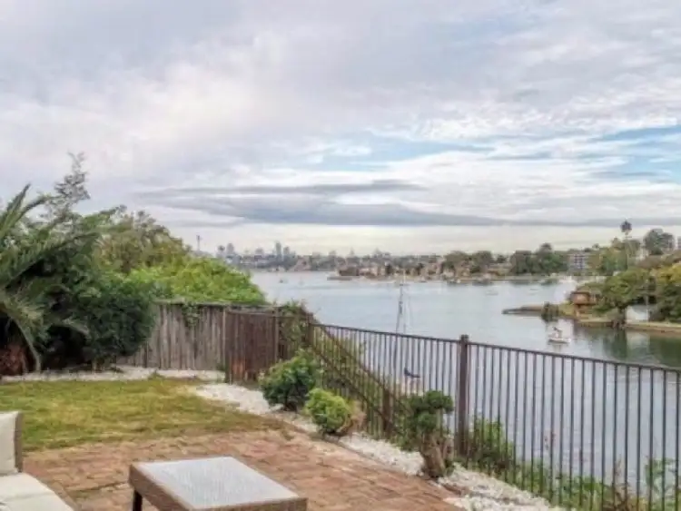 3A Moorefield Avenue, Hunters Hill NSW 2110