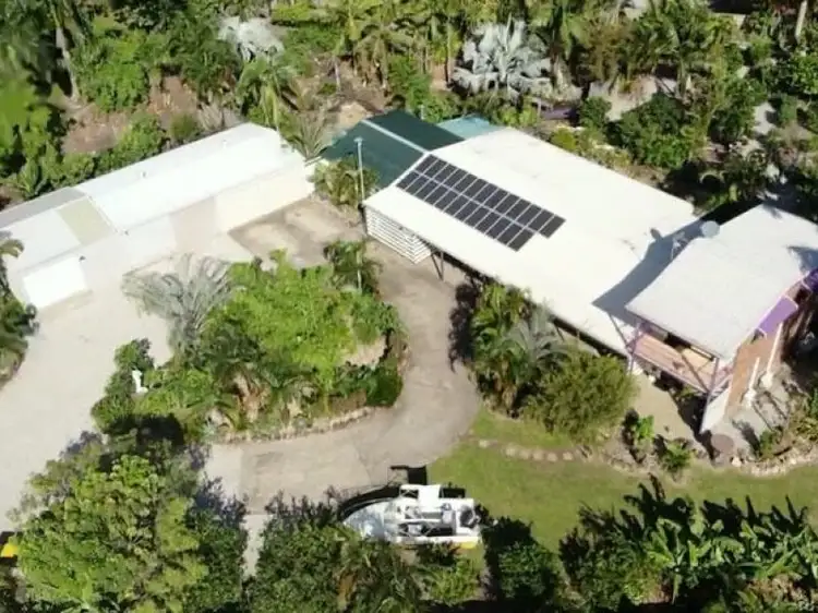 2 Eulbertie Avenue, Eimeo QLD 4740