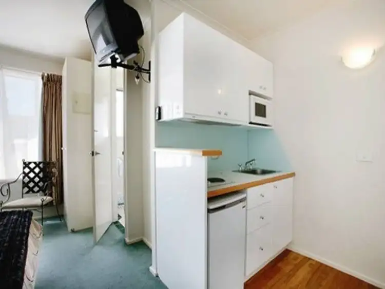 Third view of Homely serviced apartment listing, 24/101 George Street, East Melbourne VIC 3002