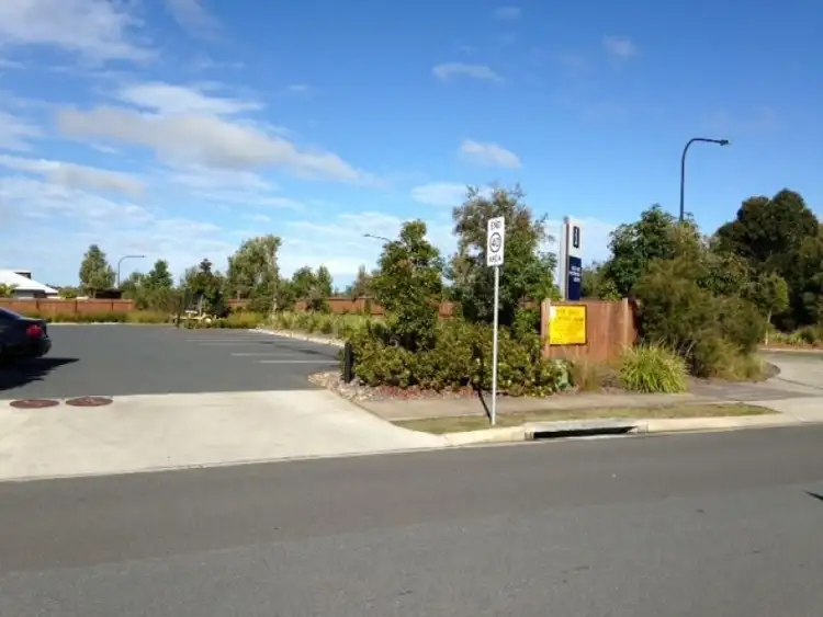 2 Mackeral Street, Mountain Creek QLD 4557