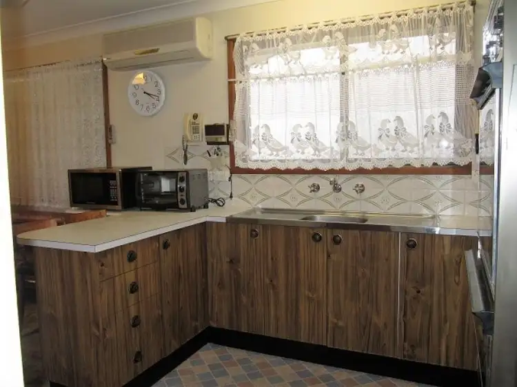 Fifth view of Homely house listing, 46 TENTH AVENUE, Budgewoi NSW 2262