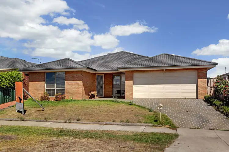 45 CHRYSTOBEL WAY, Kilmore VIC 3764