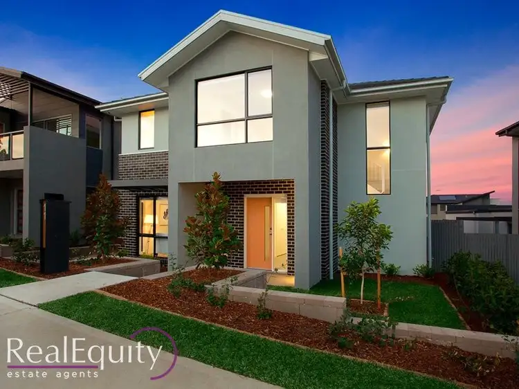 11 Greenview Drive, Moorebank NSW 2170