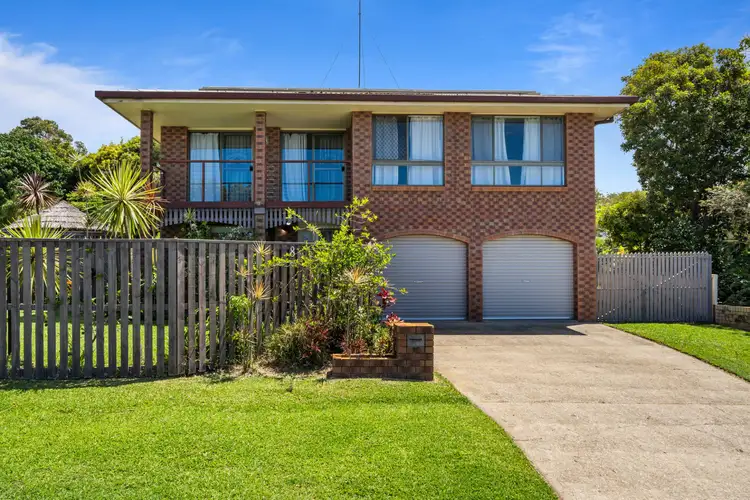 8 Murtha Drive, Elanora QLD 4221