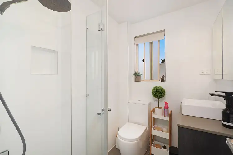 Third view of Homely apartment listing, 4/15 Corlette Street, Cooks Hill NSW 2300