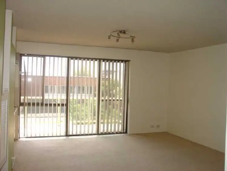 Third view of Homely apartment listing, 4/75 Union Street, Cooks Hill NSW 2300