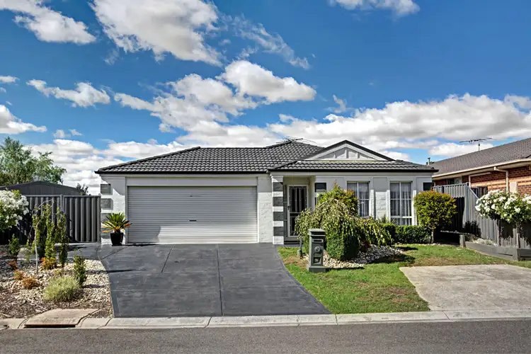 42 ALEXANDER AVENUE, Wallan VIC 3756